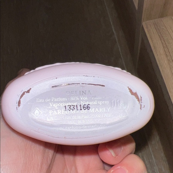 Delina Pink Perfume - Picture 4 of 7